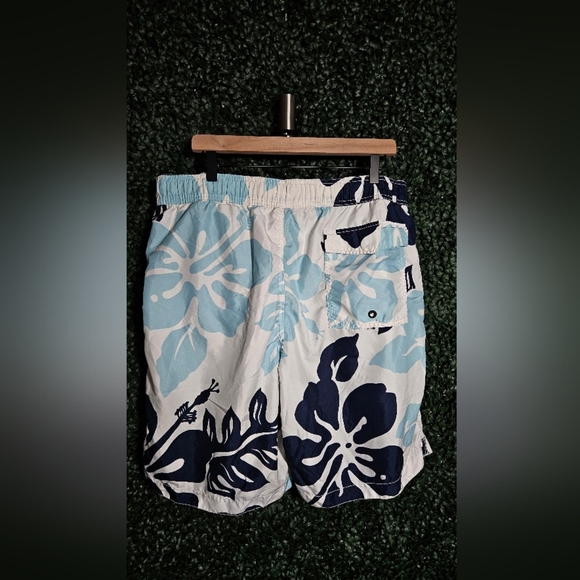 Old Navy Navy and Light Blue Floral Board Shorts - Picture 3 of 4
